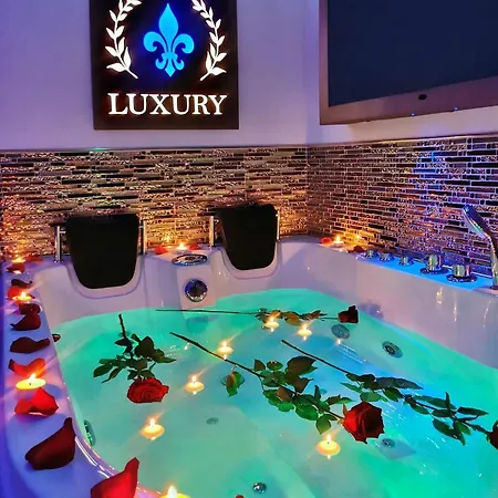 Apartament Giglio Luxury - Romantic Jacuzzi