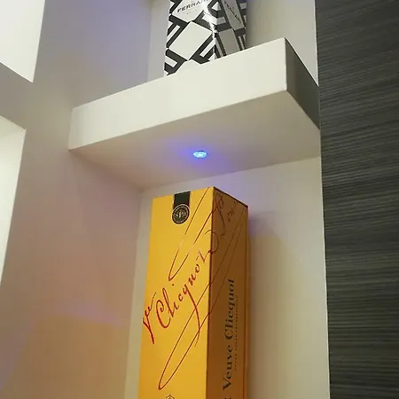 Giglio Luxury - Romantic Jacuzzi Apartament *