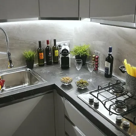 Apartment Giglio Luxury - Chroma Italy Rome